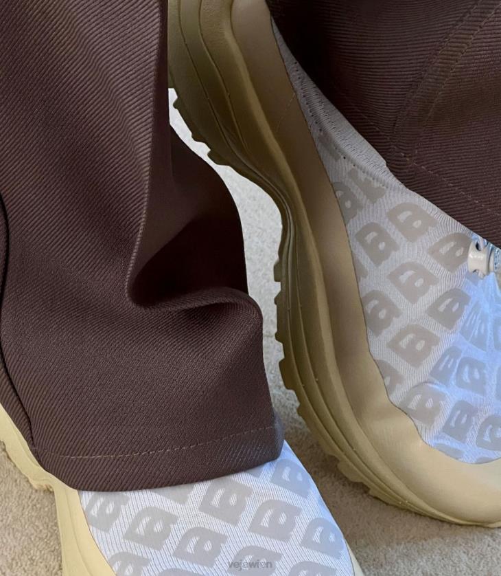 8JL44295Veja X Amelie Pichard weiß