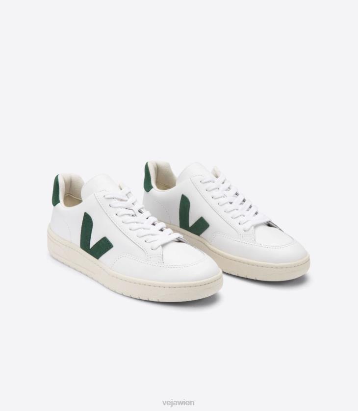 8JL4431Veja V-12 Leder weiß Zypern